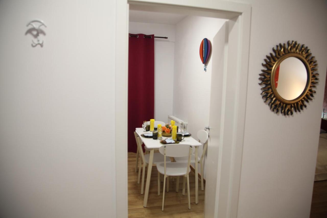 Luxury Downtown Apartment Cluj-Napoca Exterior foto